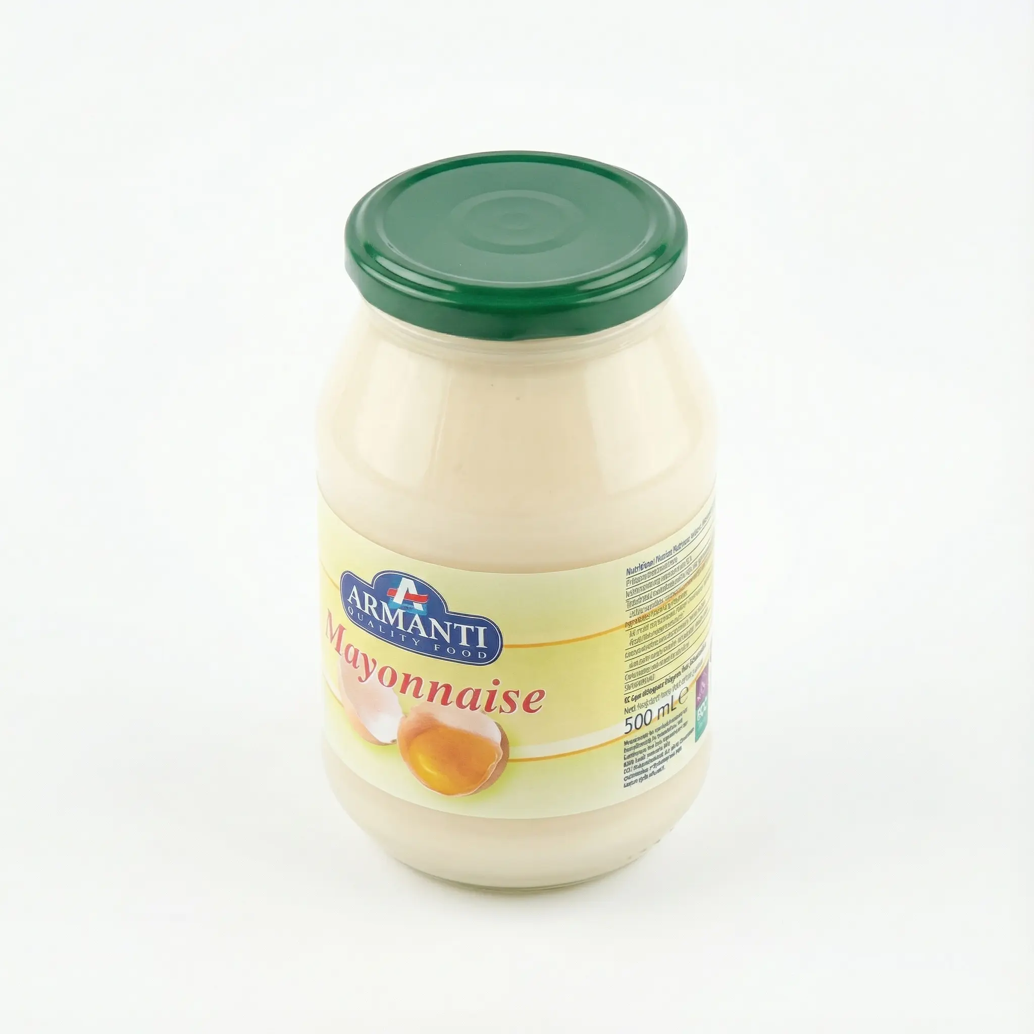 vue dessus bocal mayonnaise Armanti pour cuisine camerounaise